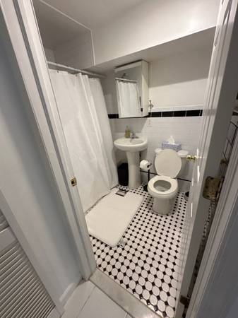 $1900.00 / 1br - 800ft2 - Hermoso apartamento en planta baja de 1 dormitorio cerca de Rutgers y transporte público63676345843457122