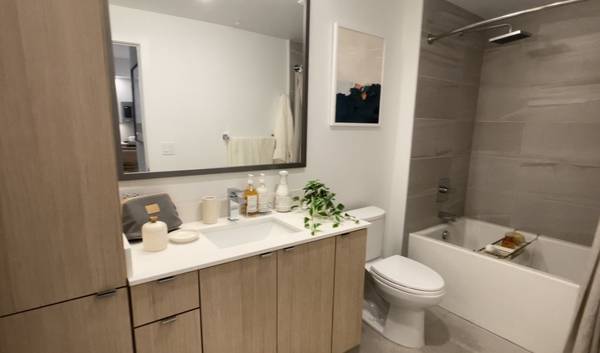 $1,850 / 1br - 605ft2 - NEW 1/1 APARTMENT WITH LOW MOVE-IN COST (NORTH MIAMI BEACH)64049281657475122