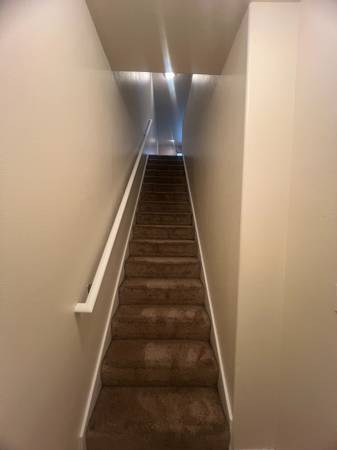 $2,099 / 1br - 1010ft2 - Don't miss this fabulous 1 Bed, 1 Bath! Highly desirable location! (Anchorage - Midtown)64004784650626121