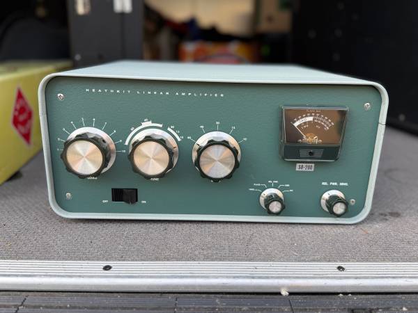 Heathkit SB-200 HF Linear Amplifier 1