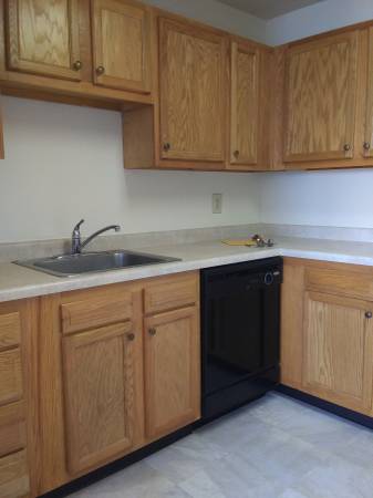 $1,400 / 1br - 680ft2 - Shadyside 1 bedroom  - Available Oct. 20 (Shadyside)64013531294850120