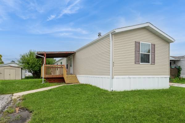$56,000 / 3br - 1216ft2 - Waukee 3 Beds 2 Baths (Waukee)64163742888962120
