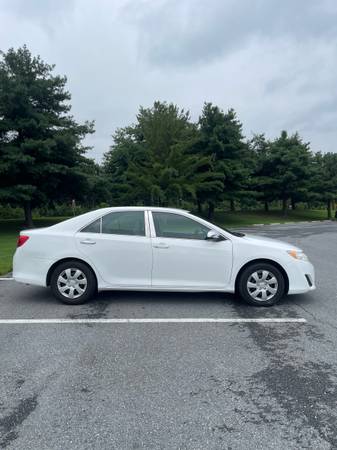2013 Toyota Camry LE - $8.100 (Laurel)63481893499651123