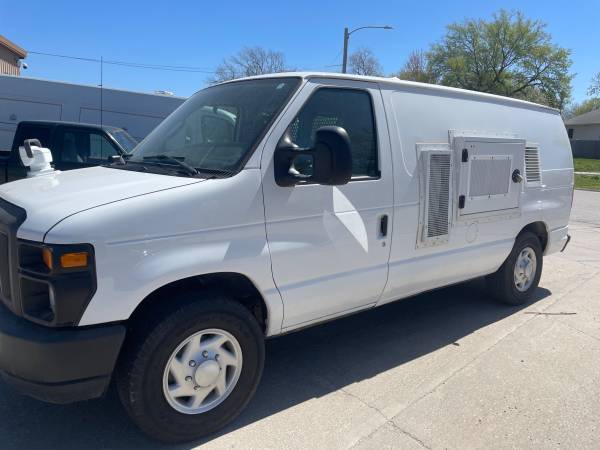 2012 FORD E250 CARGO VAN W/ PELSUE GENERATOR - $8,99563619674771457120