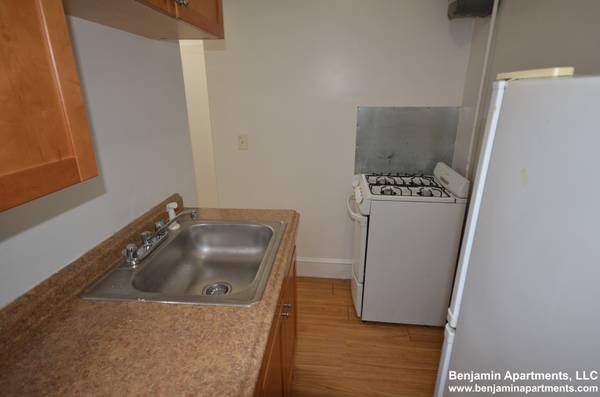 $2,175 NO FEE> Fenway studio w/ Heat HW included. Avail NOW (Fenway)63996690391683122