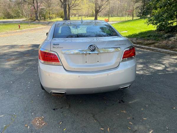 2012 Buick LaCrosse - Financing Available! - $9900.00 (Durham)63470075955713123