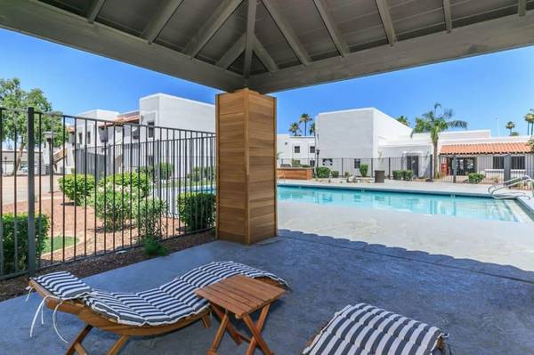 $1,173 / 2br - 874ft2 - Soothing Spas, Sports Court and Extensive Recreational Facilities (Mesa, AZ)64024997992706120