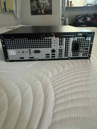 New OptiPlex SFF 7020 (2025) - $750 (Uptown)63471155732225122