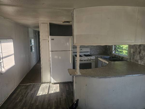 $505 / 2br - Mobile Home Needing Rehab at Lot 2 in Modernaire (Lafayette)63902944216194122