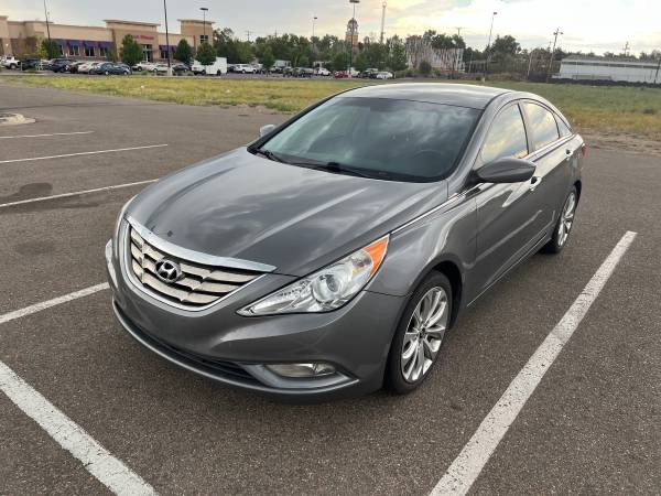 2012 Hyundai Sonata - Excellent Condition 1
