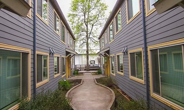 Cable Ready, Located in Portland, 2 BD 1