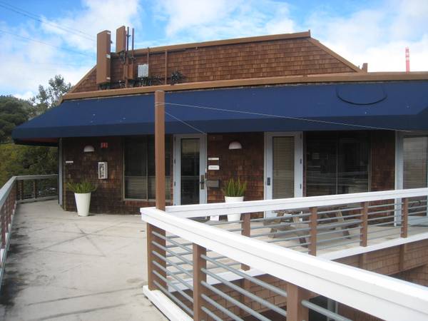 $2,610 / 580ft2 - Fabulous Small Sausalito water view office. 580 SF (sausalito)64203025431681122