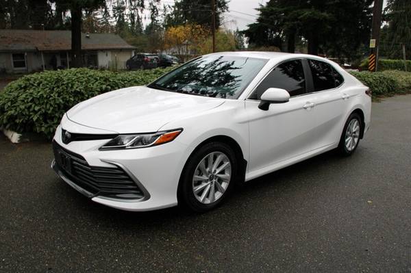 2022 Toyota Camry LE - $14,499 (Los mejores precios en Richs Car Corner)63617918818307120