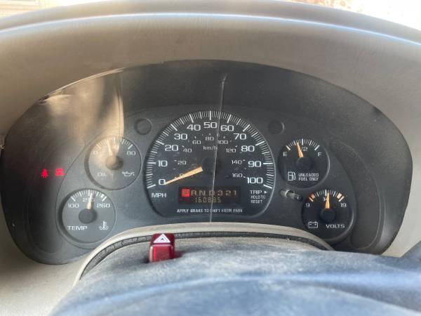 2002 Chevrolet Astro - Photo 10