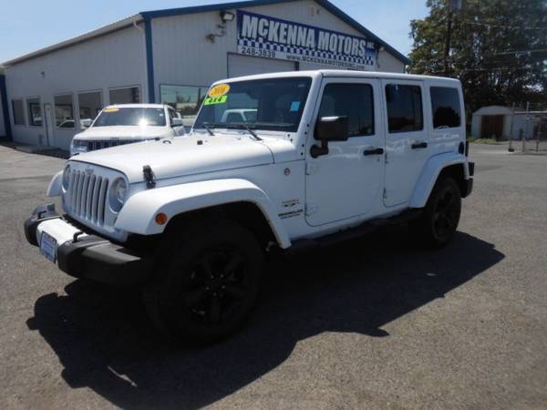 2016 Jeep Wrangler Unlimited Sahara 4x4 4dr SUV - $18,995 (_Jeep_ _Wrangler Unlimited_ _Sedan_)63436933004035124