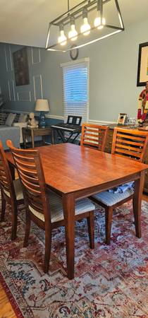 5 PC Dining Table 1