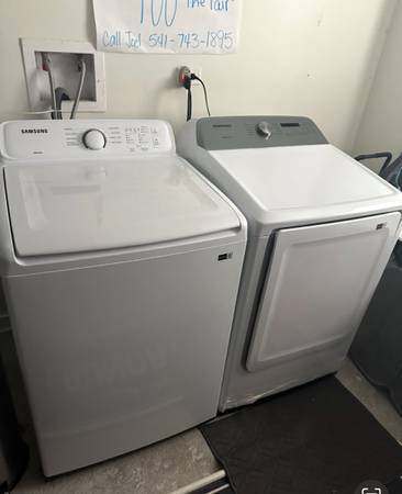 $1,800 / 3br - 1500ft2 - Upper Austin area near Oakpark, Beautiful 3 Bd  Garden level , Ready (Chicago -Austin area near Oak Park)63898731843074123