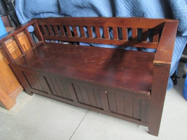 Wood Storage Seating Bench 1
