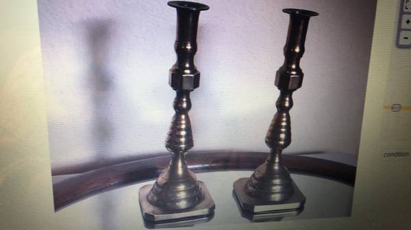 ANTIQUE  ENGLISH BRASS  CANDLESTICKS BEE HIVE 1