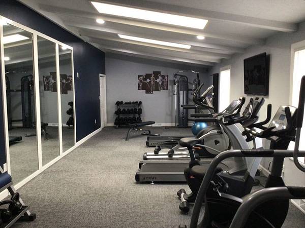 $844 / 1br - 650ft2 - 🚪 Pre-Lease the Carlisle: Small Space, Big Energy (2609 Bow Court, South Bend, IN)63666014577153124