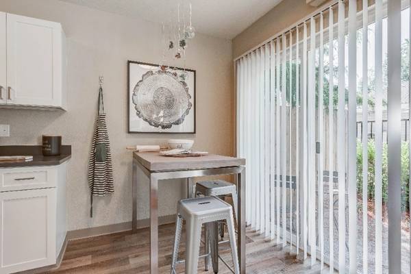 $2,115 / 2br - 1281ft2 - 2/BD, Close to Schools, Fitness Center (18111 25th Ave NE, Marysville, WA)63884778397315124