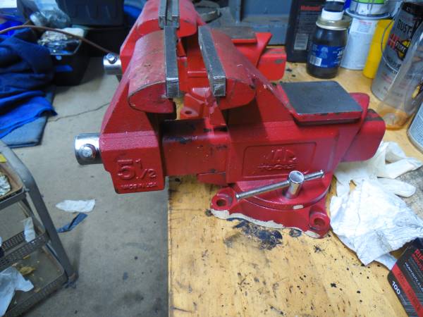 MAC  vice  5.5 "  heavy duty 1