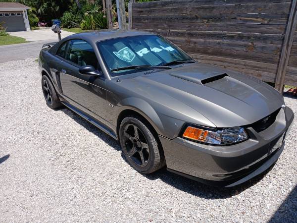 Mustang GT 2002 1