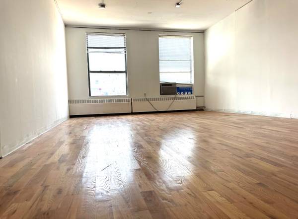 $900 / 440ft2 - ESPACIO DE OFICINA EN UPTOWN / ESPACIO DE TRABAJO PARA ARTISTAS, ESTUDIO 4554 #319 (Uptown)63781327562371120