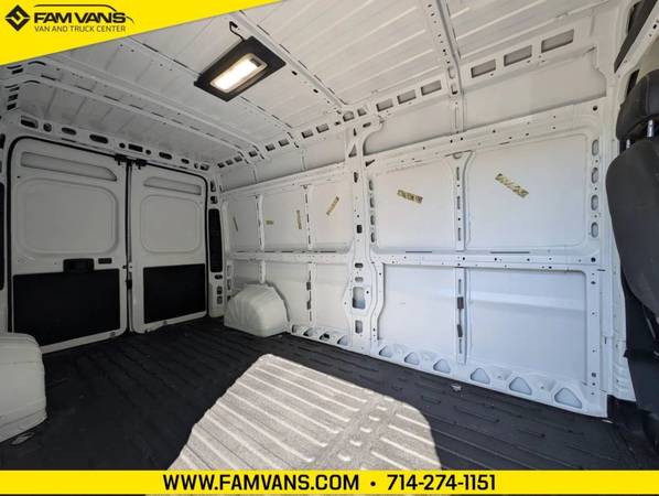 2025 RAM High Roof - Photo 10