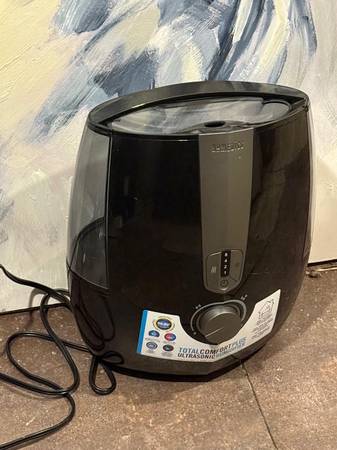 Homedics TotalComfort Plus Humidifier (Warm & Cool Mist) [$100 new!] 1