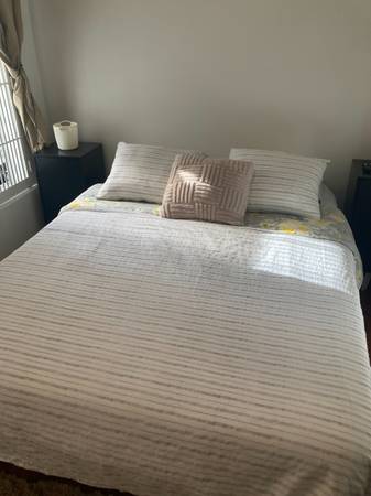 $700 / 1br - $700 por semana 1br Apt - Hudson Yards (Chelsea)63870970973185120
