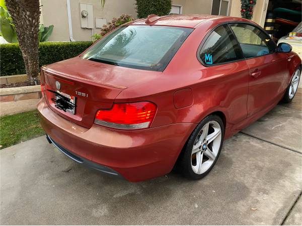 2009 BMW 135i (E82) 1