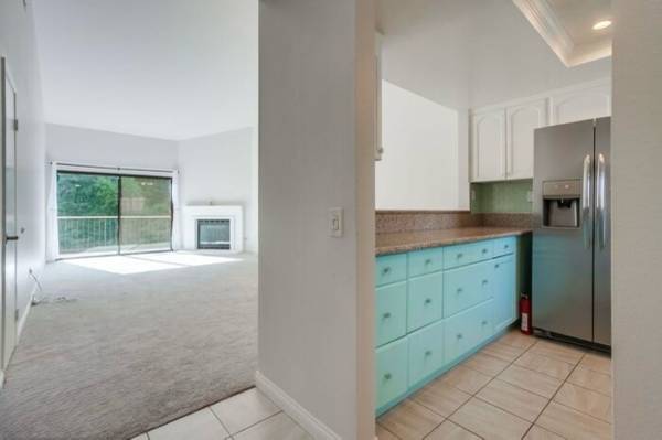 $2,200 / 3br - 1362ft2 - Perfect 3 beds move-in ready in Carlsbad (3527 Somerset Way, Carlsbad, CA 92010)63998454785410124