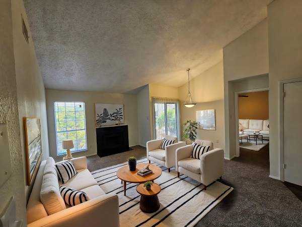 Moving Immediately ? Two-bedroom ready for move in. MUST SEE ! 1