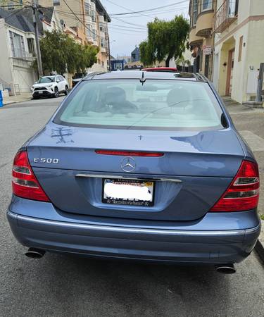 Mercedes Benz AMG Package E500 2007 - $8.000 (Inglés / SFSU / CCSF)63470894774147124