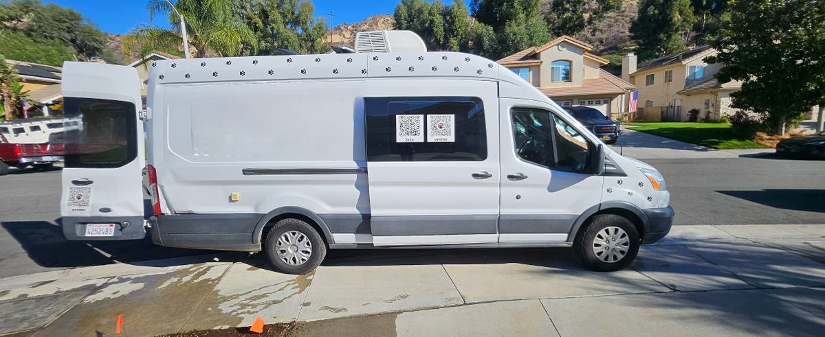 2015 Ford Transit 350 grooming van