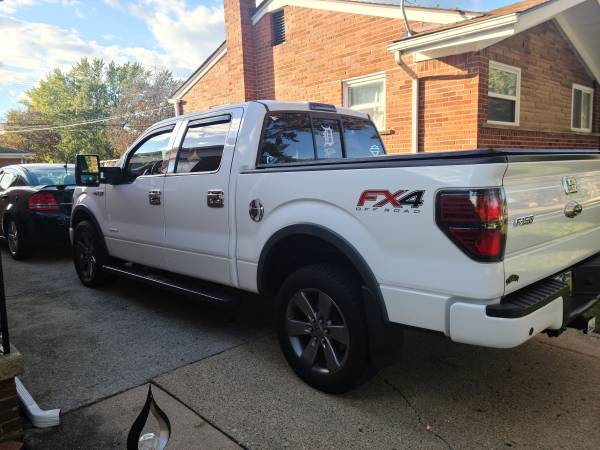2014 Ford F150 FX4 51/2 - Photo 8