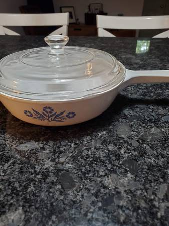 Corning Ware Fry pan 1