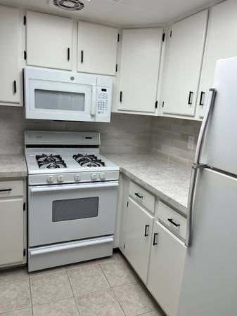 $1,895 / 2br - 2 bed/1.5 bath Condo/apartment (Northeast Philadelphia)64046034670722122
