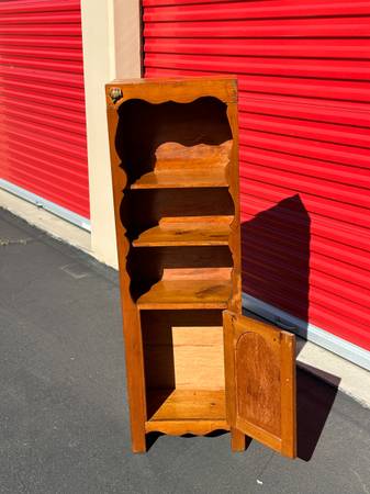 solidwood bookshelf - $125 (modesto)63470291931139123