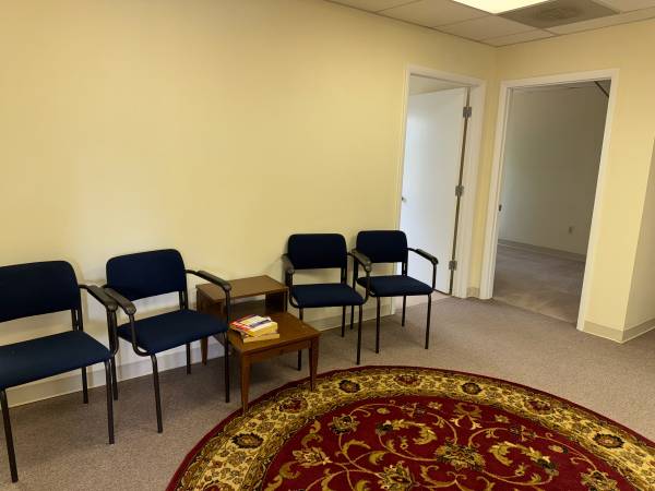 $211,500 / 1313ft2 - Class A Professional Commercial Office Suite For Sale ! ( Off-Market) (Somerset)63762758115715124