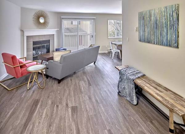 $2,995 / 3br - 1345ft2 - Home is Where the Heart is – Make Yours Shine Brightly Here! (Kent - Canyon Ridge Plaza)63910195716482123