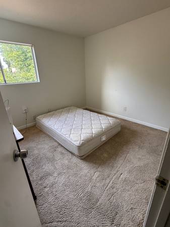 $850 Rooms rent (San Marcos)63819205061251122