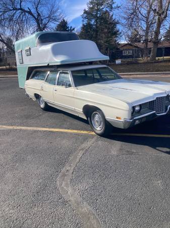 Station wagon 1