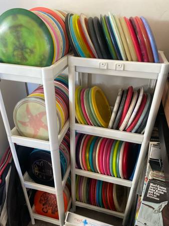 lots of disc for frisbee golf 1