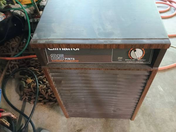 Higher Quality Classic Dehumidifier 1