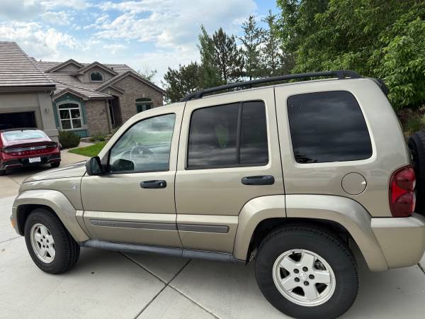 2007 Jeep Liberty Sport 4WD - $3,750 (Erie)63493325555329122