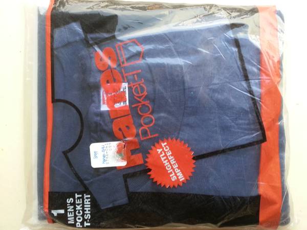 Hanes Pocket T shirt - Men's XL - NEW! 1