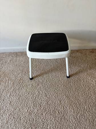 Step Stool / Metal Step ladder 1