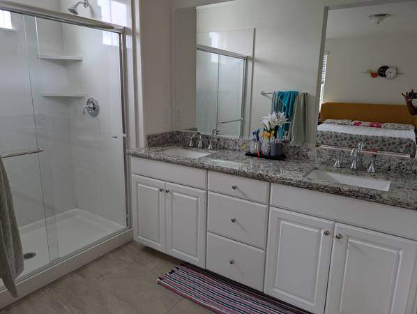 $2,895 / 3br - 1892ft2 - Charming 3-Bedroom Home for Rent in Prime Roseville West Park Location (Roseville)64043835554435120